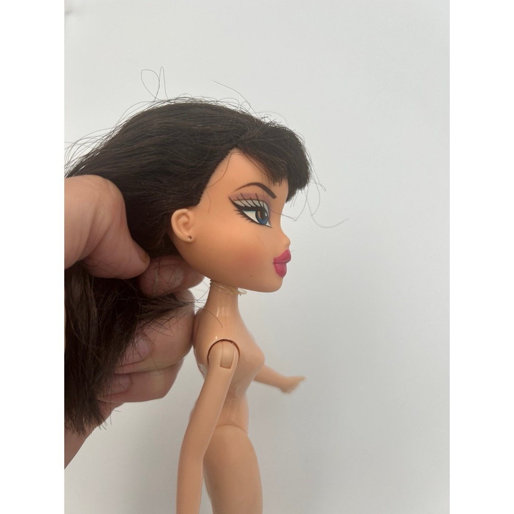 Bratz Spring Fling Jade - Picture 2 of 7